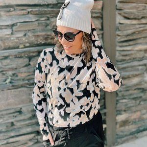 Cabi 4422 Mesh Turtleneck Fall 2022 Medium NWT